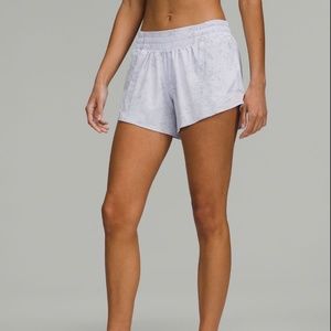 Lululemon Hotty Hot Low-Rise Lined Short 4"